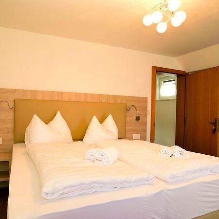 Apart Of Me Ferienhaus Faaker See Villach Exterior foto