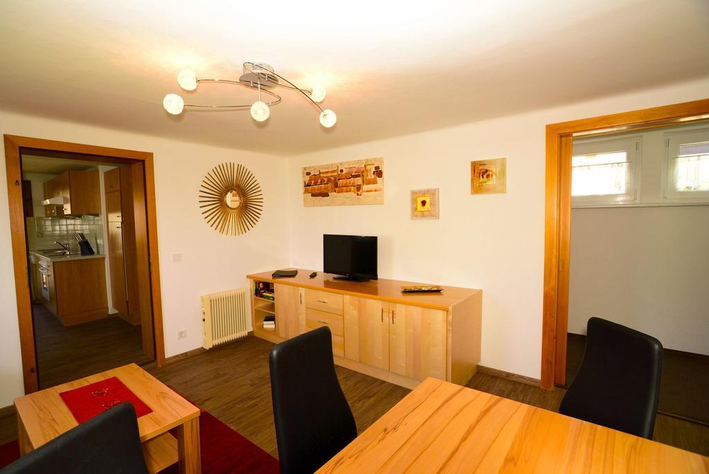 Apart Of Me Ferienhaus Faaker See Villach Exterior foto