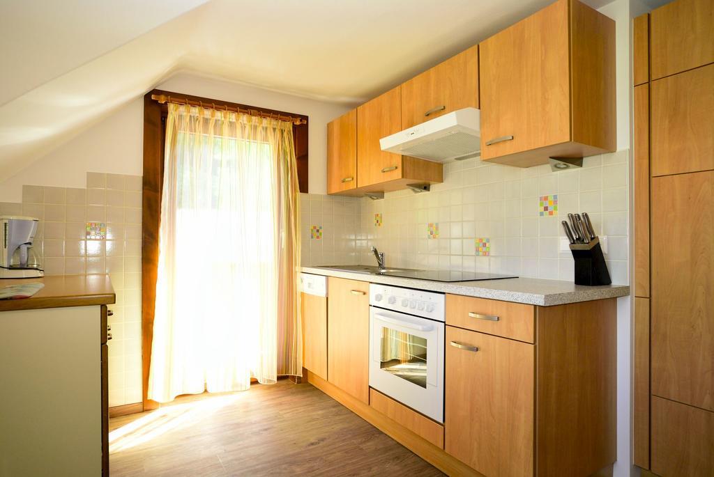 Apart Of Me Ferienhaus Faaker See Villach Exterior foto